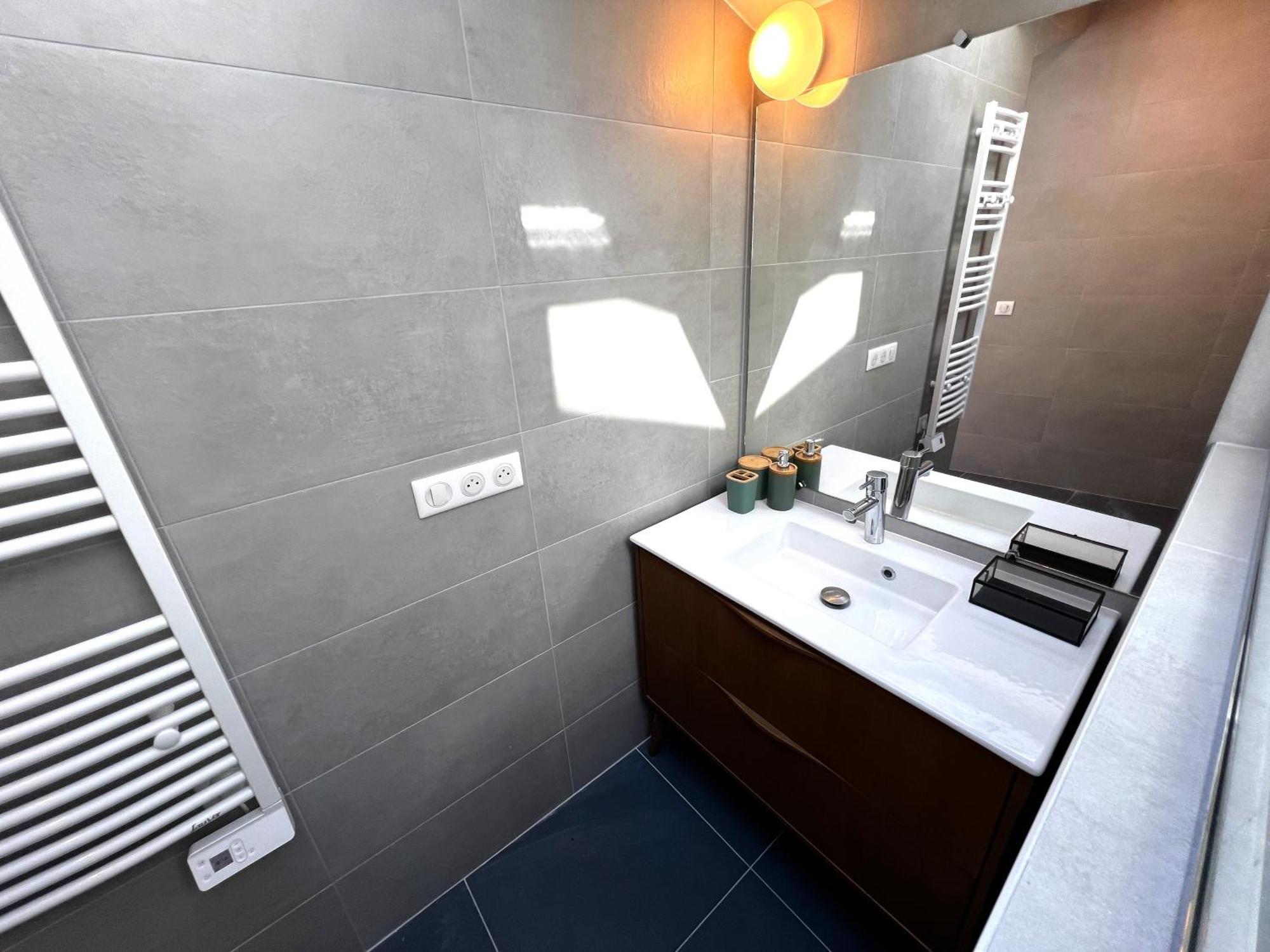 Ferienwohnung Apollinaire - Luxury Loft - Heart Of Montparnasse Paris Exterior foto