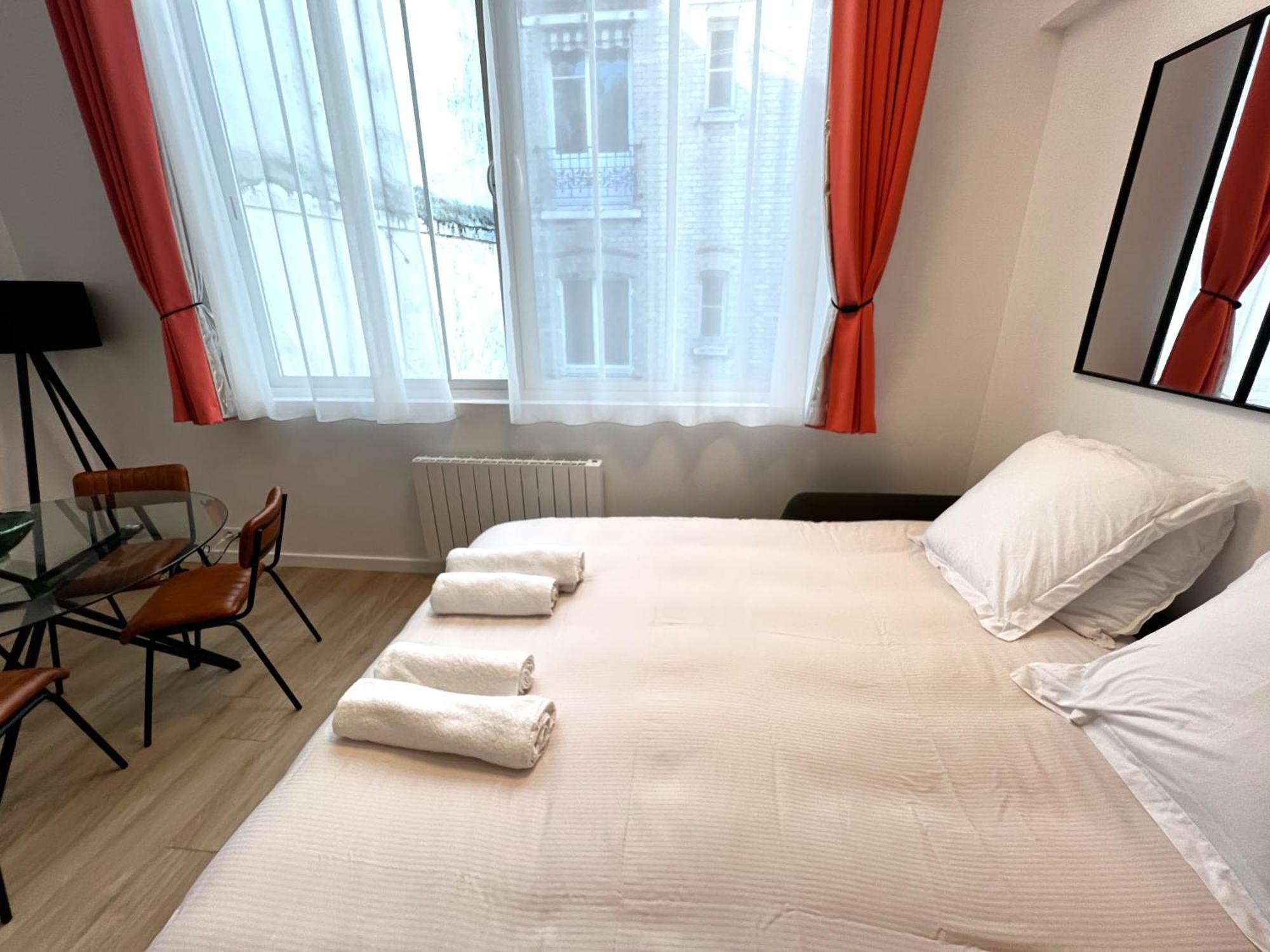 Ferienwohnung Apollinaire - Luxury Loft - Heart Of Montparnasse Paris Exterior foto